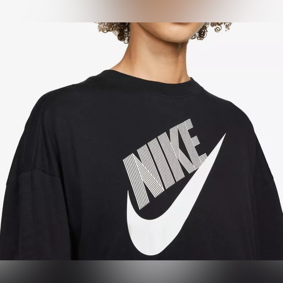 NIKE Sportswear Women’s White Dance Graphic Tie Sleeve T Shirt |‎ Small - Picture 3 of 13